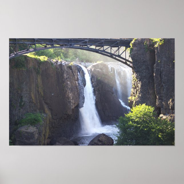 Passaiisches Wasserfall-Poster Poster (Vorne)