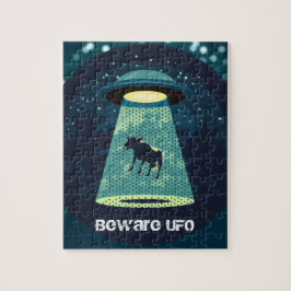 Passen Sie UFO auf Puzzle