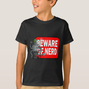 Passen Sie vom Nerd auf T-Shirt