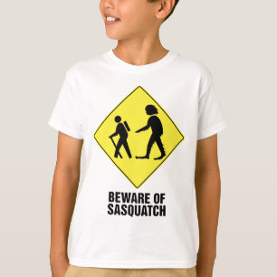 Passen Sie von Sasquatch auf T-Shirt