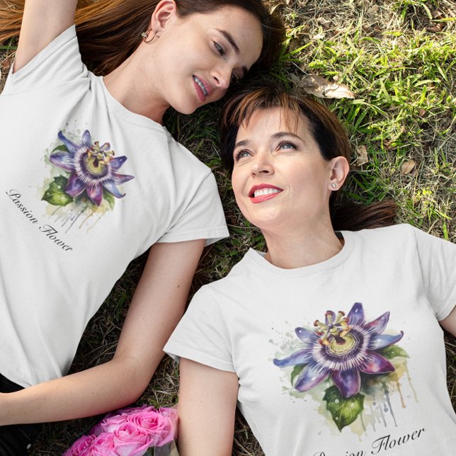 Passionierte Lila Passion-Blume T-Shirt (Von Creator hochgeladen)