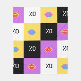 Passionierte Lips & XO Muster Fleecedecke