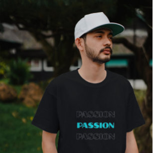 Passionsloses, wiederholtes Wort-T - Shirt-Design T-Shirt