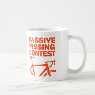 Passive Pisswettkampf Tasse