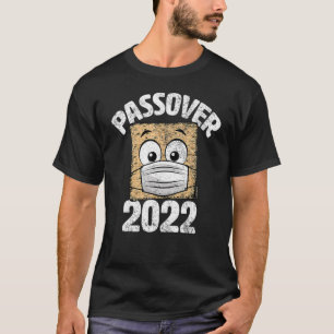 Passover 2022 Matzo Wearing Gesichtsmaske Seder Gr T-Shirt