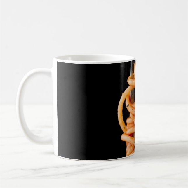 Pasta spun auf einer Gabel, Food Spaghetti Kaffeetasse (Links)