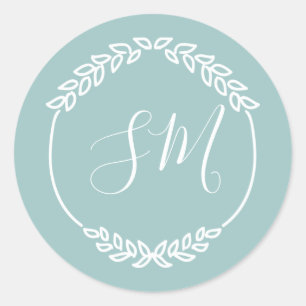 Pastel Aquamarin White Leaf Wreath Monogram Weddin Runder Aufkleber