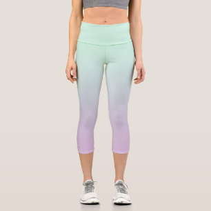 Pastel ästhetische Minze und Lilac Gradient Ombre Capri Leggings