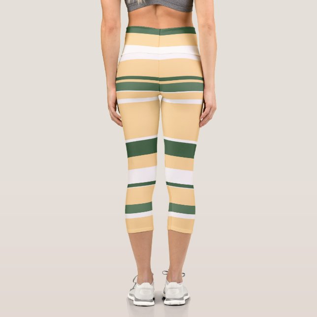 Pastel Beige Olive Green Lines Streifen Capri Leggings (Rückseite)