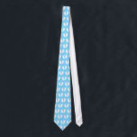 Pastel blauer Babyfuß Krawatte für Papa<br><div class="desc">Pastellblaue Babyfüßchen-Krawatte für Papa eines neuen Babyjungen. Maßgeschneiderte Hals-Krawatte mit Babyschrittmuster Druck. Hübsche Nacken zum Feiern eines Neugeborenen. Ideal für Babydusche Party und mehr.</div>