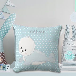 Pastel Blue Polka-Dot Baby Arctic Siegel Monogram Kissen