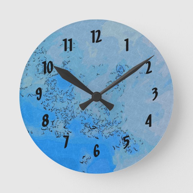 Pastel Blue Skies Design Runde Wanduhr (Vorderseite)