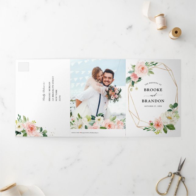 Pastel Blush Hübsch Pink Botanische Hochzeit mit f Dreifach Gefaltete Ankündigung (Außenbereich)