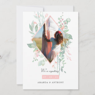 Pastel Blush Pink und Grünes Foto Schwangerschaft Ankündigung