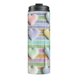 PASTEL-FARBSTREIFEN UND VALENTINE-HERZEN THERMOSBECHER