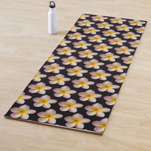 Pastel Frangipani Plumeria Blume Black Yogamatte (Beispiel)