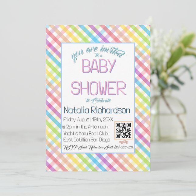 Pastel Gingham Rainbow Baby Shower Einladung (Stehend Vorderseite)