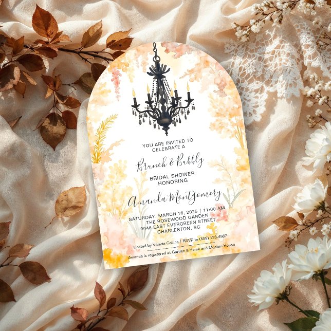 Pastel Gold Chic Floral Chandelier Bridal Shower Einladung (Pastel Gold Chic Elegant Floral Vintage Chandelier Bridal Shower Wedding Invitations Cards. )