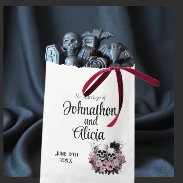 Pastel Goth Stil Hochzeitstisch Dekoration Whimsy Geschenktütchen (Von Creator hochgeladen)