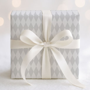 Pastel Gray and White Harlequin Pattern Geschenkpapier