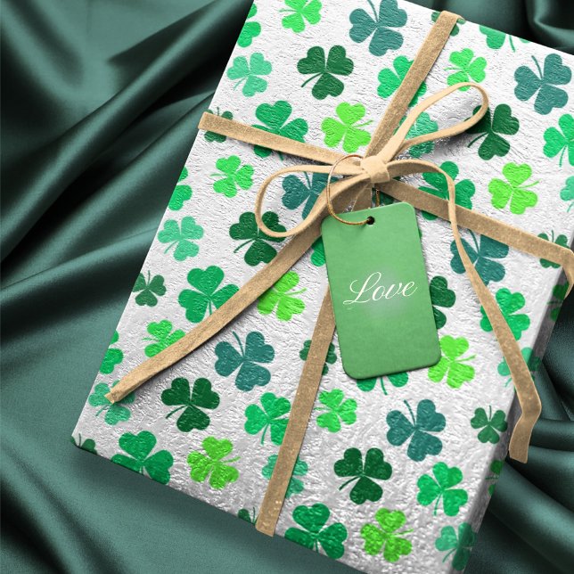 Pastel Green 3 Leaf Clover Kleeblatt Boho Elegant Geschenkpapier (Von Creator hochgeladen)