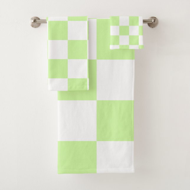 Pastel Green Checkered Gingham Pattern Badhandtuch Set (Insitu)