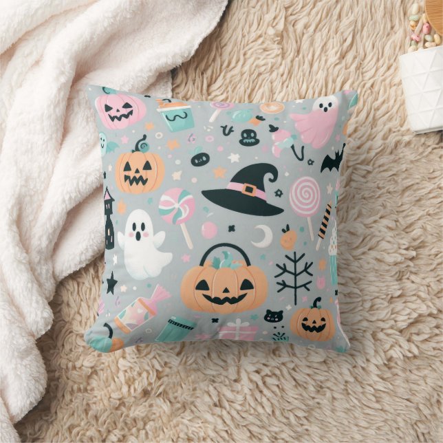 Pastel Halloween Spooky Pattern Kissen (Decke)