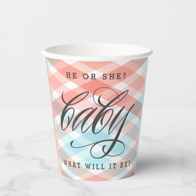 Pastel Kariert Baby Shower Gender-Aufdeckung Pappbecher (Vorderseite)