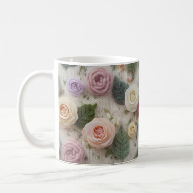 Pastel Knitted Rose Mug | Cozy Floral Sweater Text Kaffeetasse (Links)