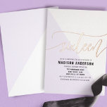 Pastel Lila Color Block Sweet 16 Geburtstagsparty Folieneinladung<br><div class="desc">Feiern Sie ein 16 . Geburtstag im Stil mit dieser skurrilen lila Blockfolieneinladung in Pastellfarben. Das moderne Design besticht durch ein chic geometrisches Muster und schimmernde Silberfolienakzente,  perfekt für ein magisches und unvergessliches Fest. Personalisieren Sie Ihre Veranstaltungsdetails,  um Ihren Gästen einen gepflegten Sake zu geben.</div>