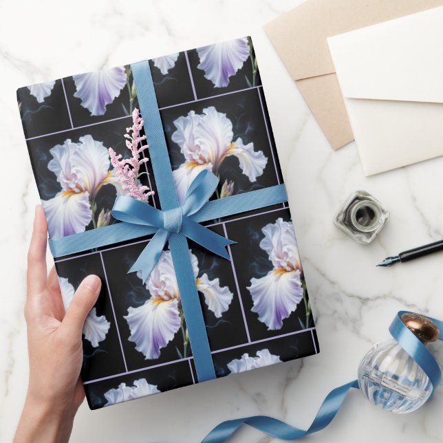 Pastel Lila Iris Blossom Geschenkpapier (Schenken)
