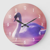 Pastel Lila Swan schwebt auf einem Misty Lake