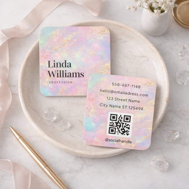 Pastel Marble Business Card with Gold Accents  Quadratische Visitenkarte (Von Creator hochgeladen)