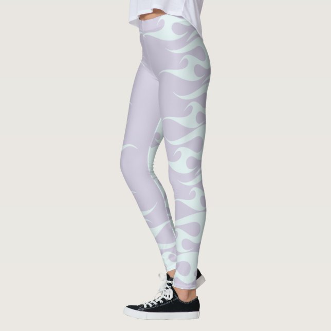 Pastel Mint und Lavender Flames Leggings (Links)
