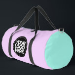 Pastel Niedlich | Personalisiertes Firmenlogo und  Duffle Bag<br><div class="desc">Classic pastellblau und lavender lila | Personalisiertes Firmenlogo und Text Moderne,  gedruckte Duffle-Tasche</div>