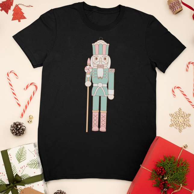 Pastel Nutcracker Weihnachten T-Shirt (Von Creator hochgeladen)