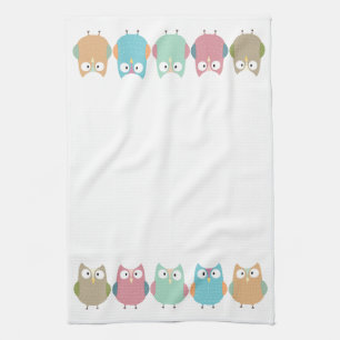 Pastel Owls auf Parade Geschirrtuch