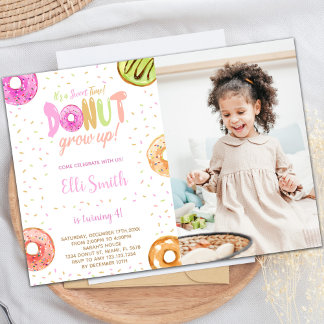Pastel Pink Donut Geburtstag Einladungen mit Foto