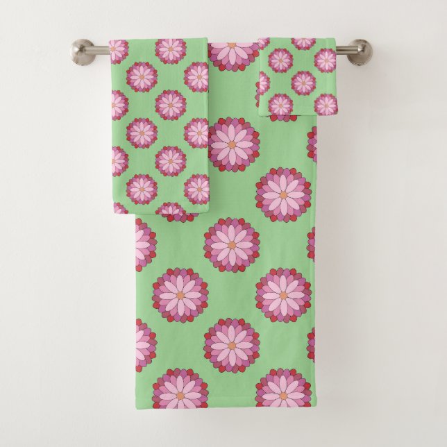 Pastel Pink Green Asian Medallion Floral Badhandtuch Set (Insitu)