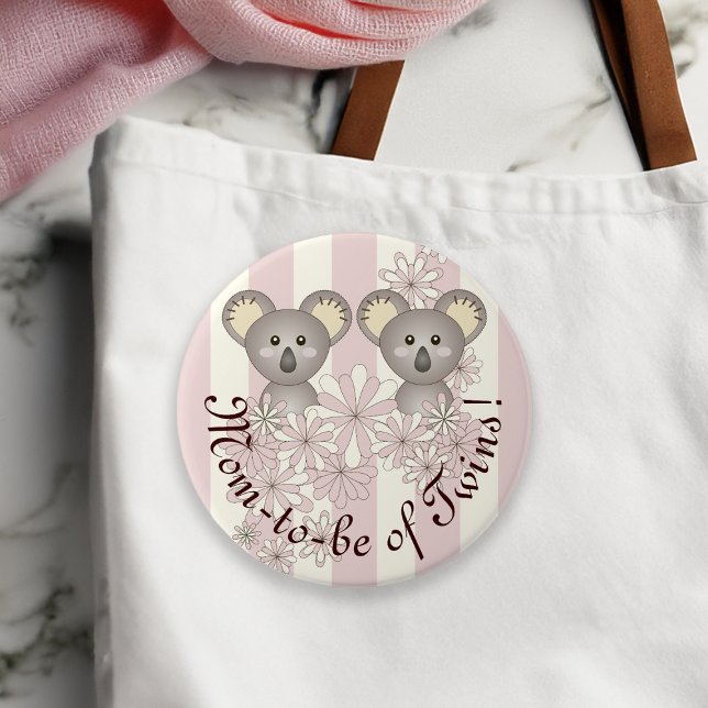 Pastel Pink Niedlich Baby Koala Mama to be of Twin Button (Von Creator hochgeladen)