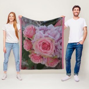Pastel Rose und Hydrangea Blume Fleece Blanket
