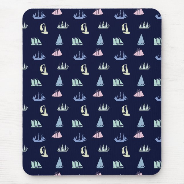 Pastel Sailboat Pattern in Midnight Blue Mousepad (Vorne)