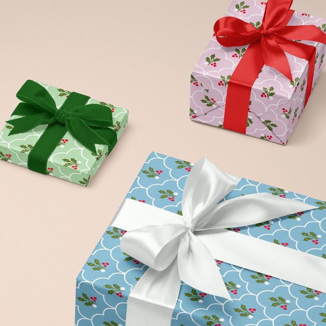 Pastel Scallop Tile Holly Branch Berry Weihnachten Geschenkpapier Set (Von Creator hochgeladen)