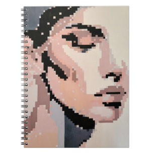 Pastell-Pixel-Porträt der Serenität Notizblock