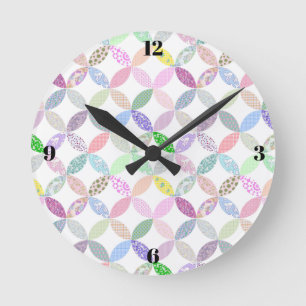Pastell- Quiltuhr minimalistische Stickzimmerdekor Runde Wanduhr
