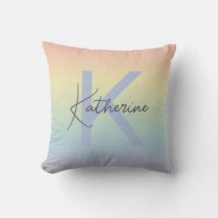 Pastell-Regenbogenverlauf-Monogramm Kissen