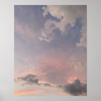 Pastell-Sonnenuntergangs-Himmel Sanfte rosa Wolken
