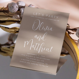 Pastellblaß taupe-Typografie-Skript-Hochzeit + QR Einladung