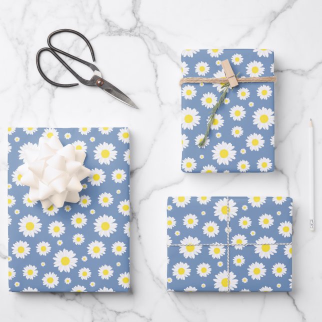 Pastellblau mit gelbem weißem Daisy-Blume-Muster Geschenkpapier Set (Vorderseite)