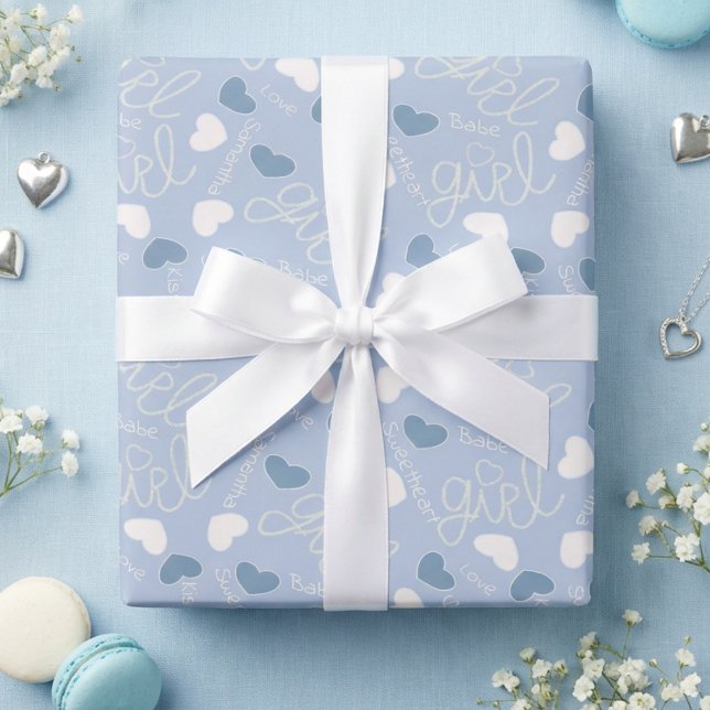 Pastellblaue Love Hearts Geschenkpapier (Romantic blue hearts with a playful vibe, the perfect wrapping for any occasion.)